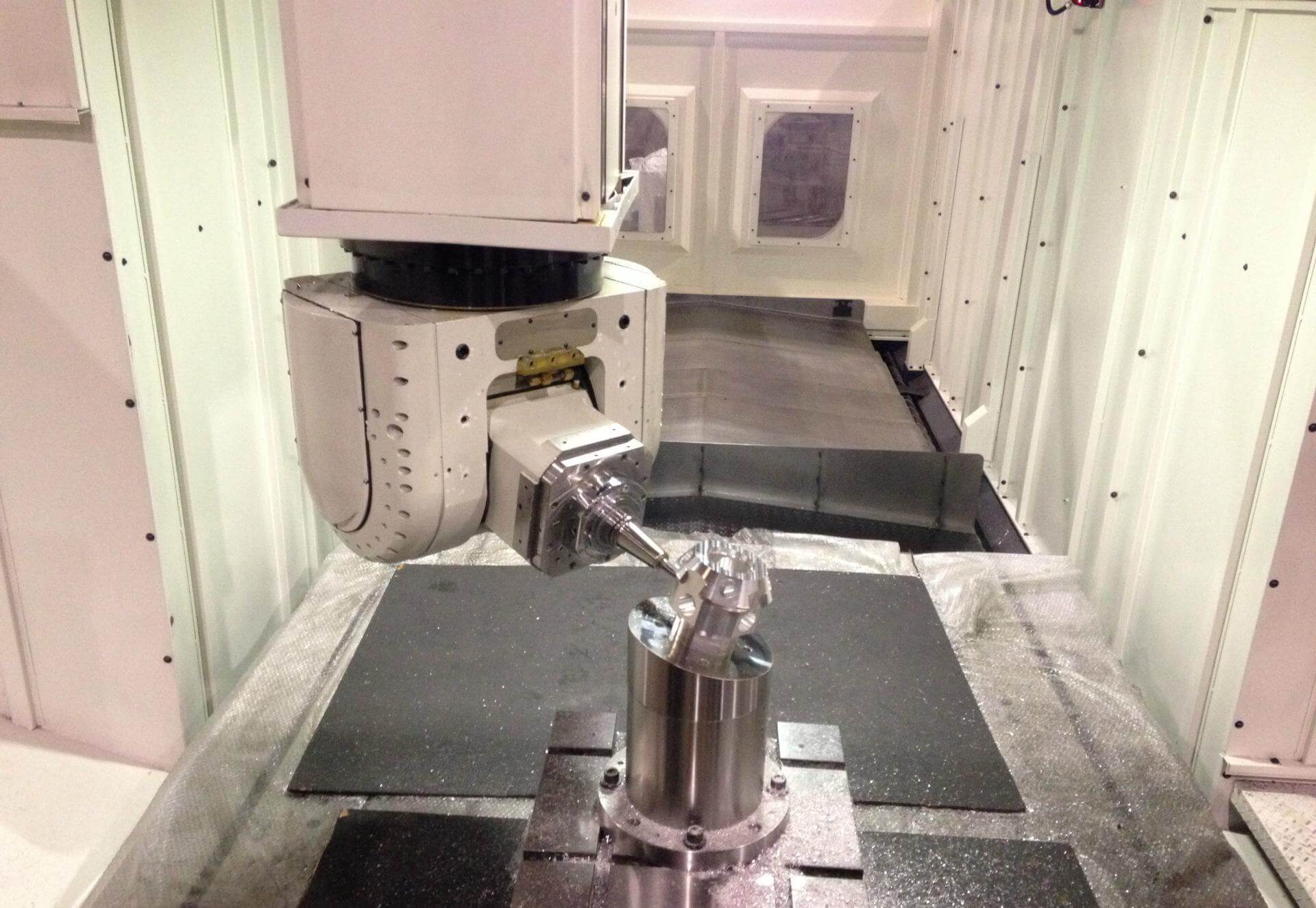 5-axis machining center features